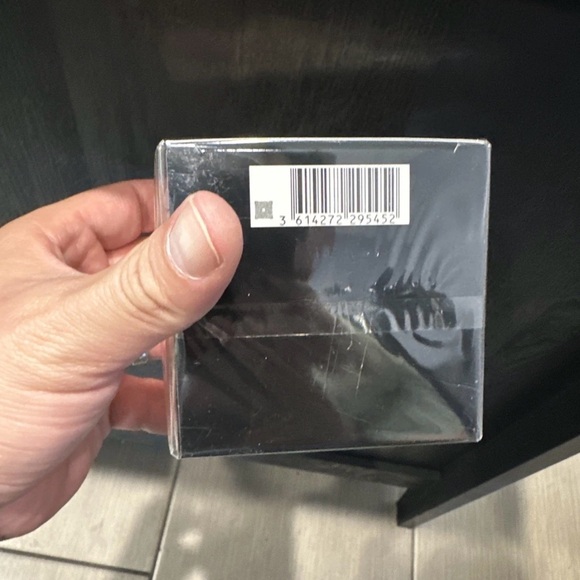 Absolue Revitalizing Brightening Rich Cream 60ml/2oz - Picture 2 of 3